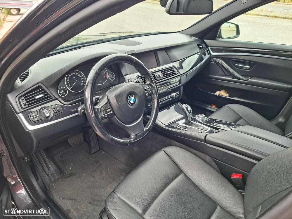 BMW 520 d Auto - 11