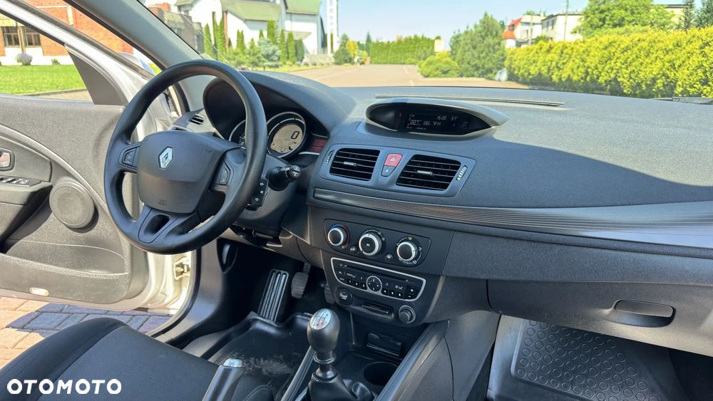 Renault Megane 1.6 16V 110 Expression - 30