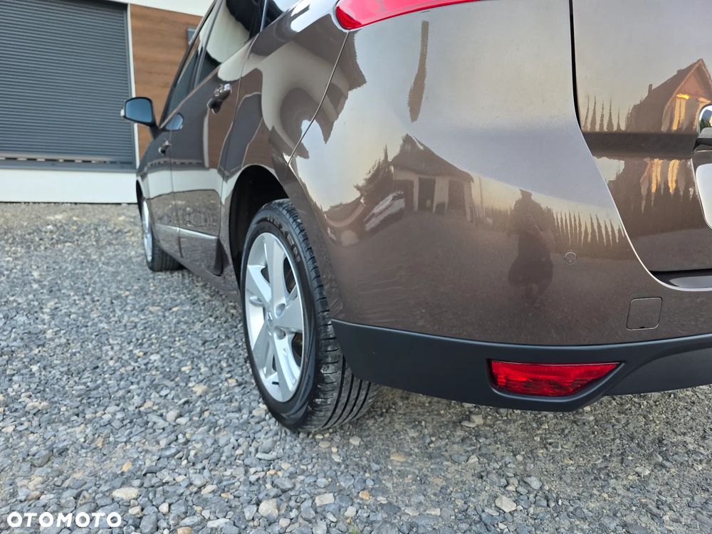 Renault Grand Scenic 1.6 16V 110 Dynamique - 16