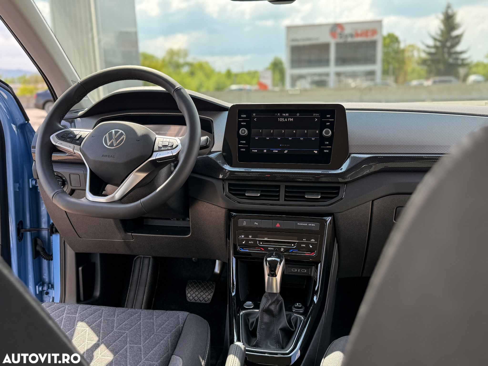Volkswagen T-Cross 1.0 TSI DSG Life - 22