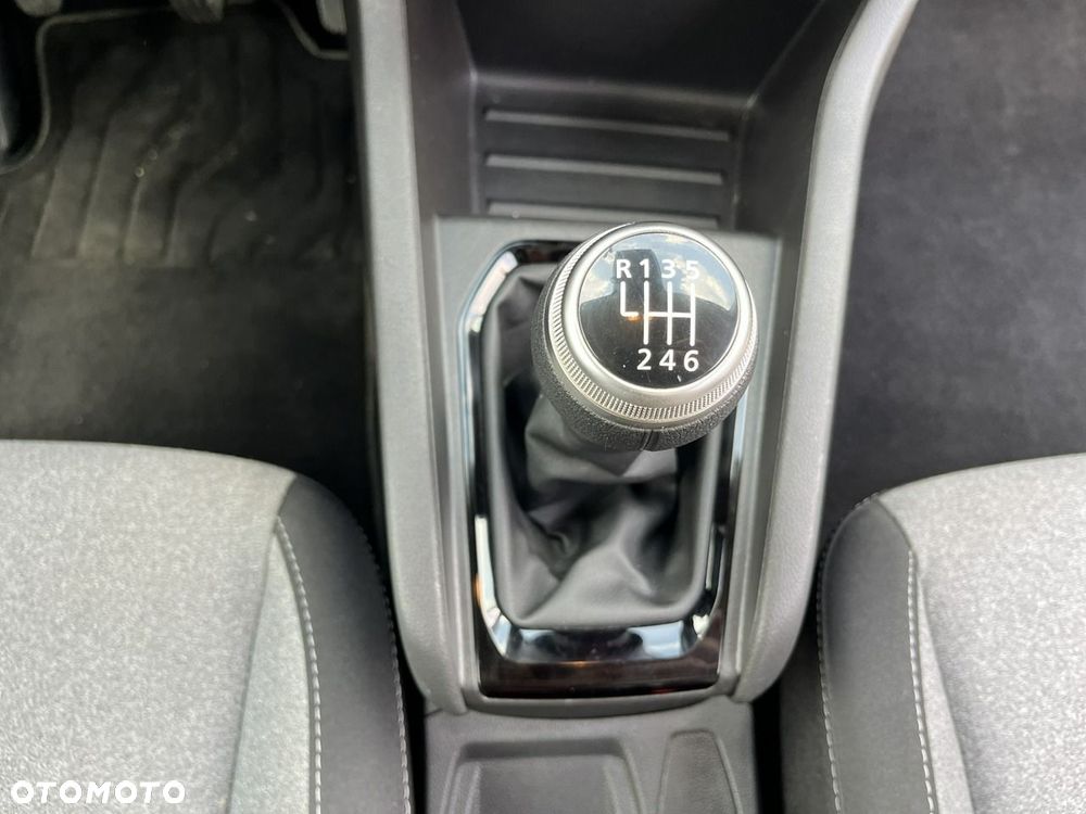 Renault Clio - 17