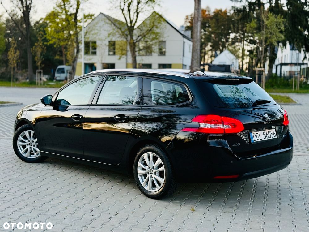 Peugeot 308 - 23