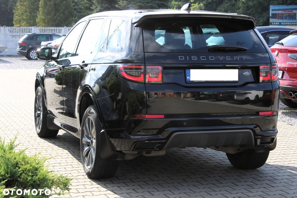 Land Rover Discovery Sport 2.0 D200 mHEV R-Dynamic - 9