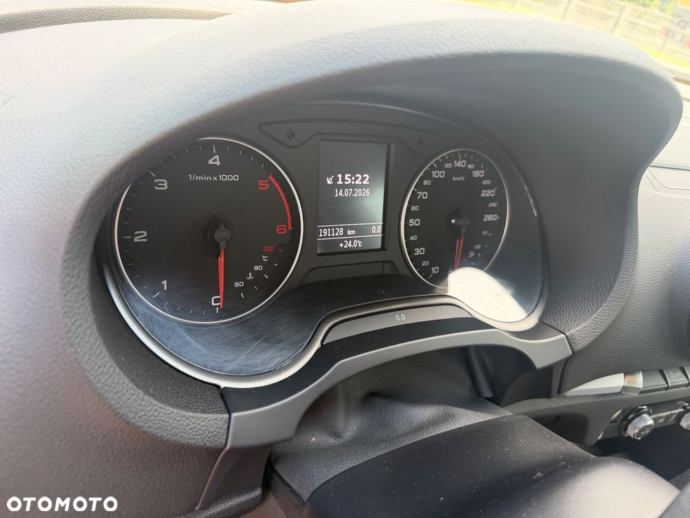 Audi A3 Sportback 1.6 TDI S tronic - 17