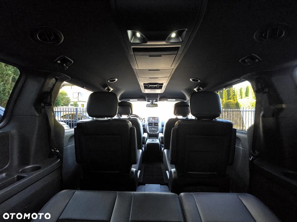 Dodge Grand Caravan 3.6 R/T - 10
