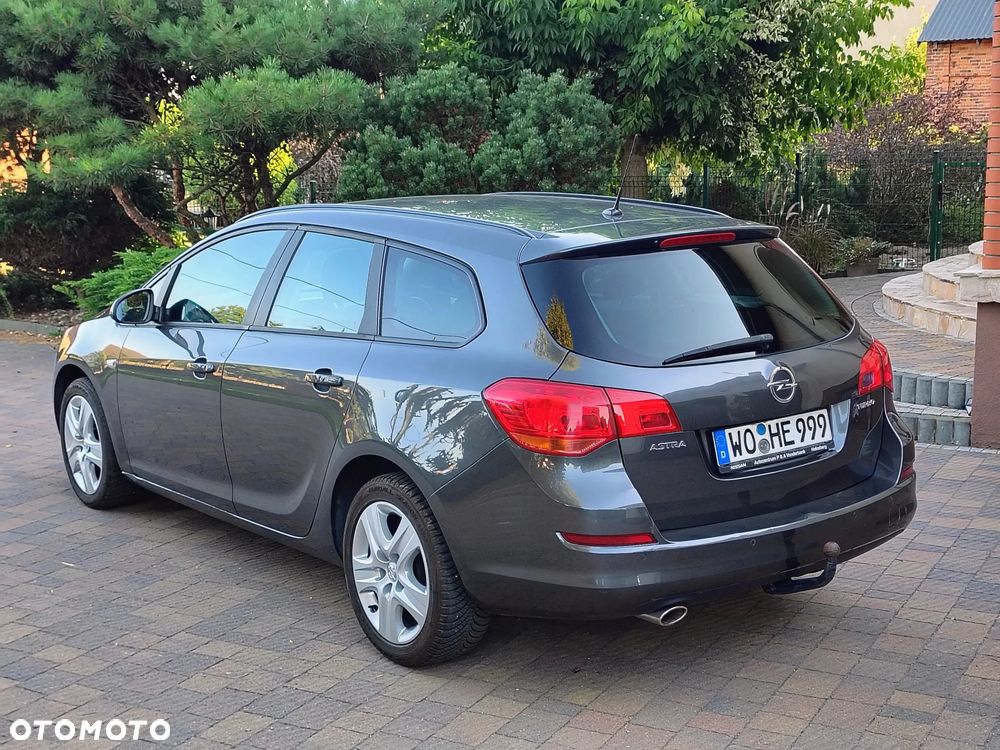 Opel Astra 1.4 Turbo Edition - 28