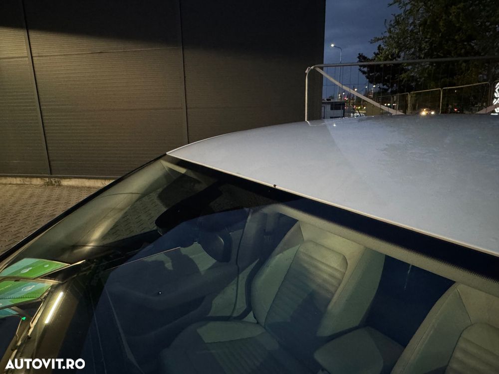 Volkswagen Passat - 11