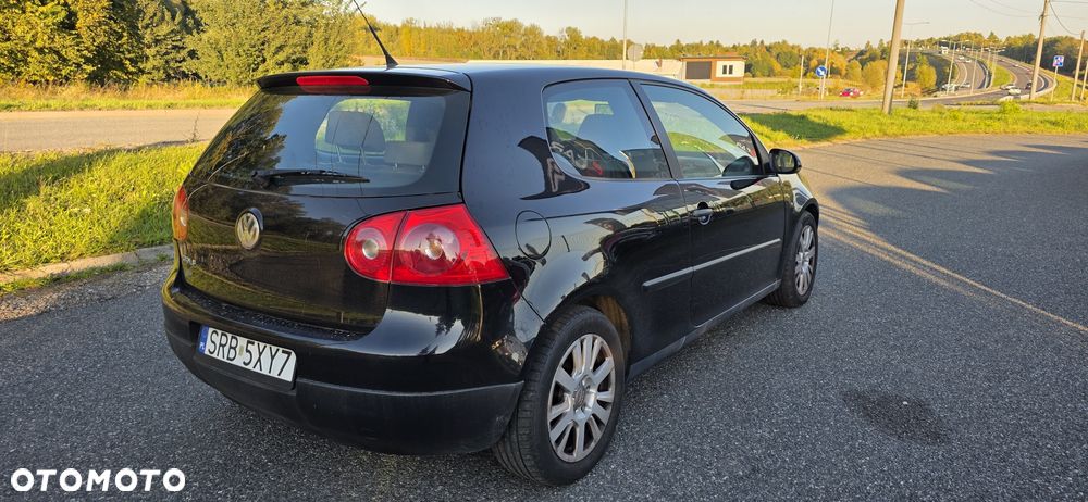 Volkswagen Golf - 6
