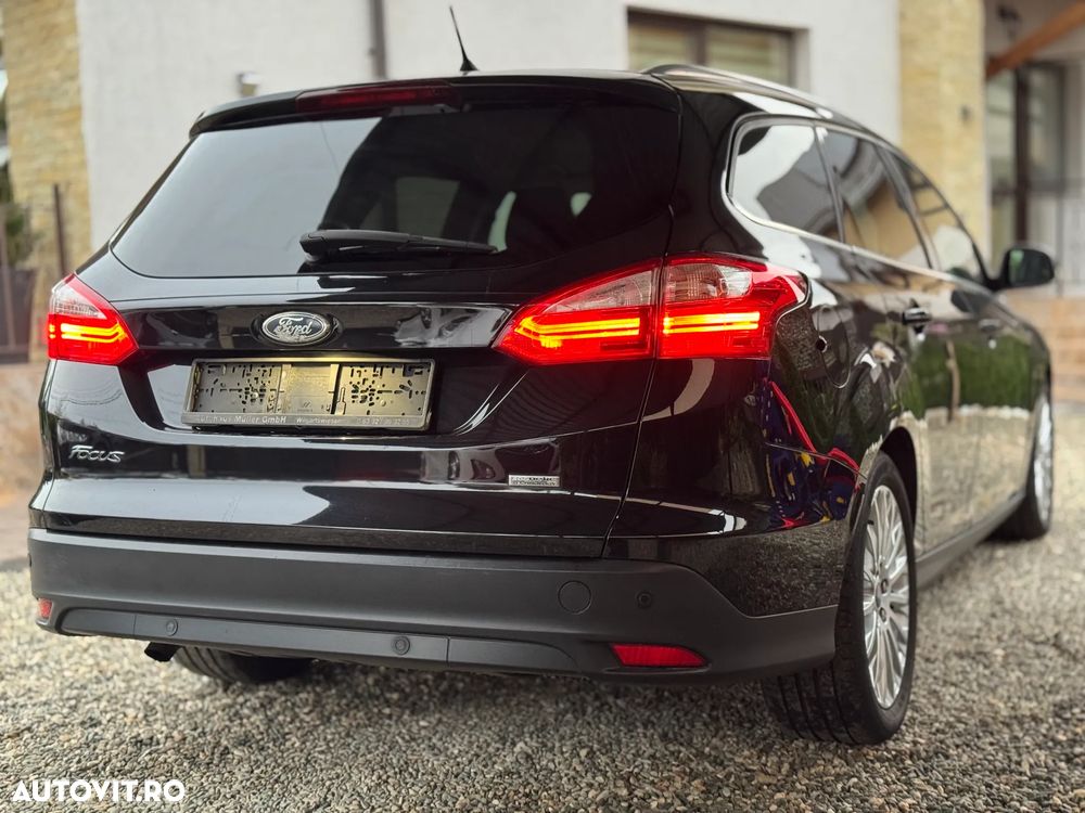 Ford Focus Turnier 1.6 TDCi DPF Titanium - 4