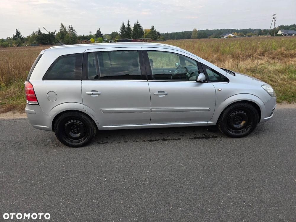 Opel Zafira 2007 photo 2