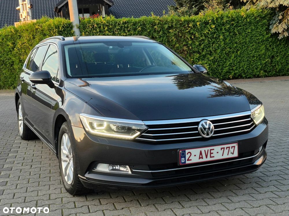 Volkswagen Passat Variant 1.6 TDI SCR DSG Comfortline - 32