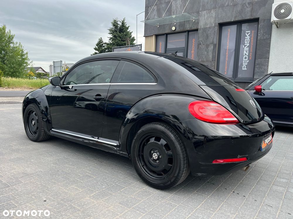 Volkswagen Beetle - 4