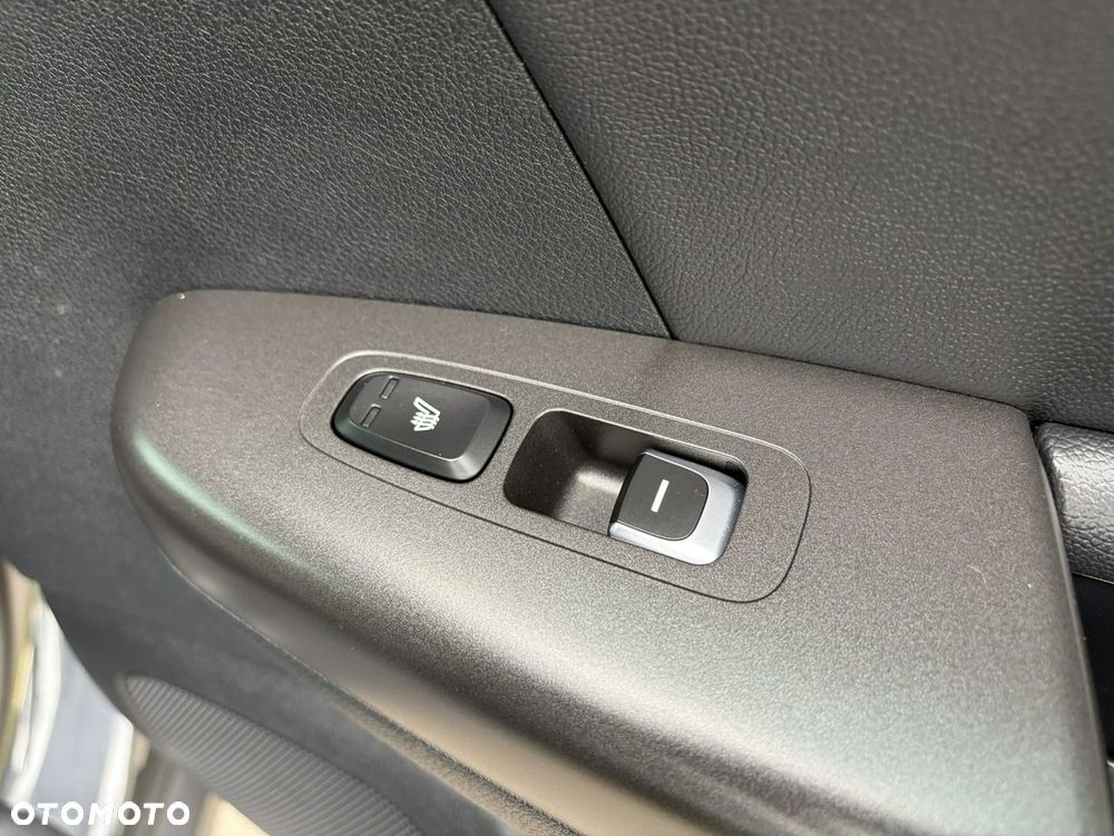 Kia Sportage - 12