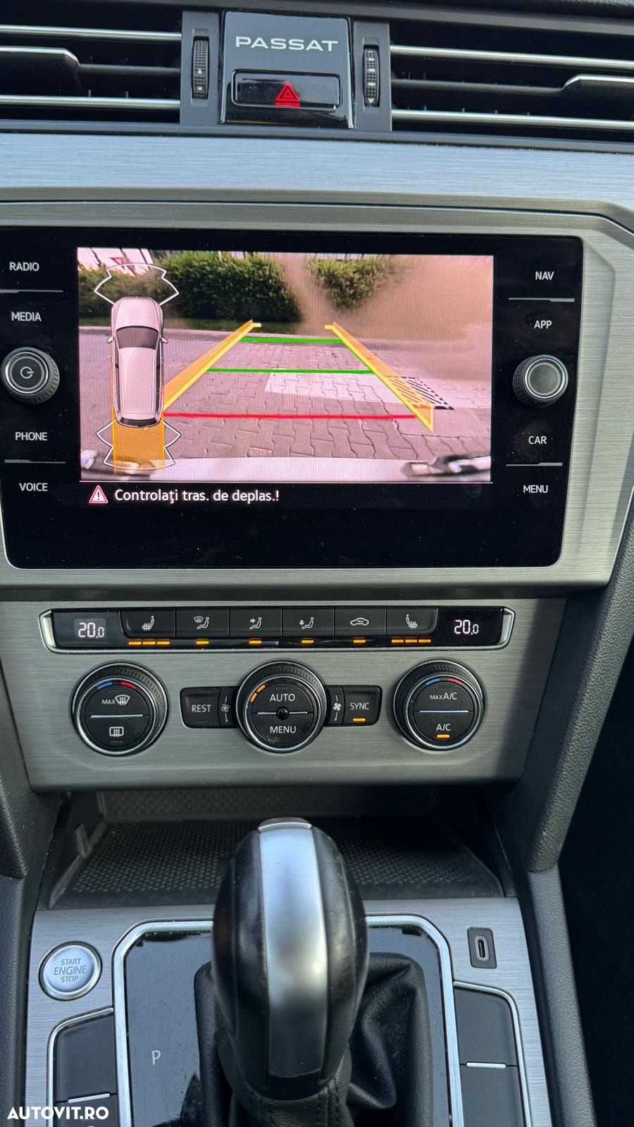 Volkswagen Passat 2.0 TDI DSG Advance - 14