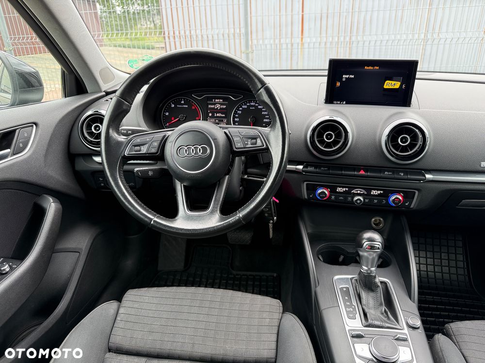 Audi A3 Sportback - 18