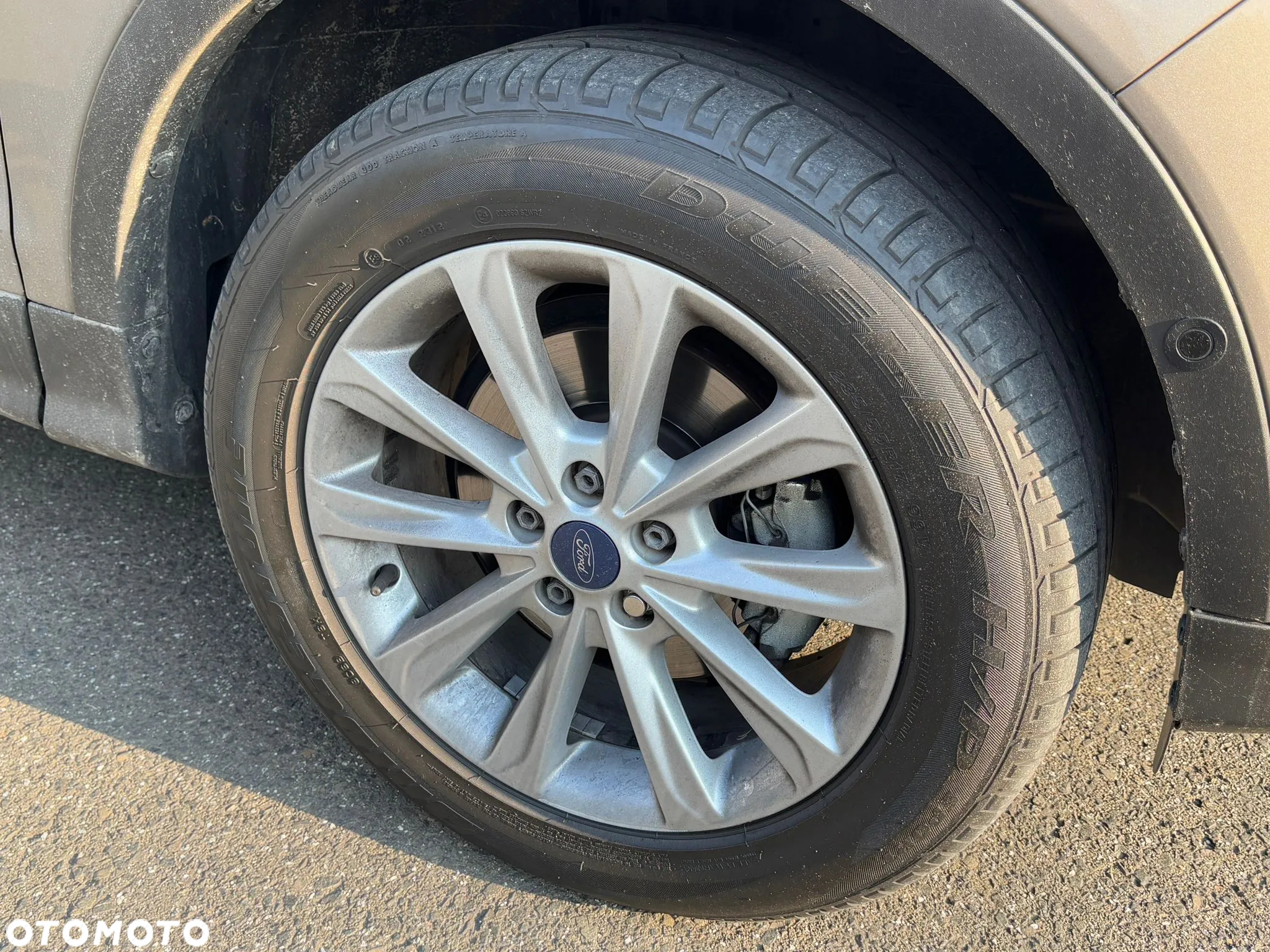Ford Kuga 1.5 EcoBoost 2x4 Titanium - 18