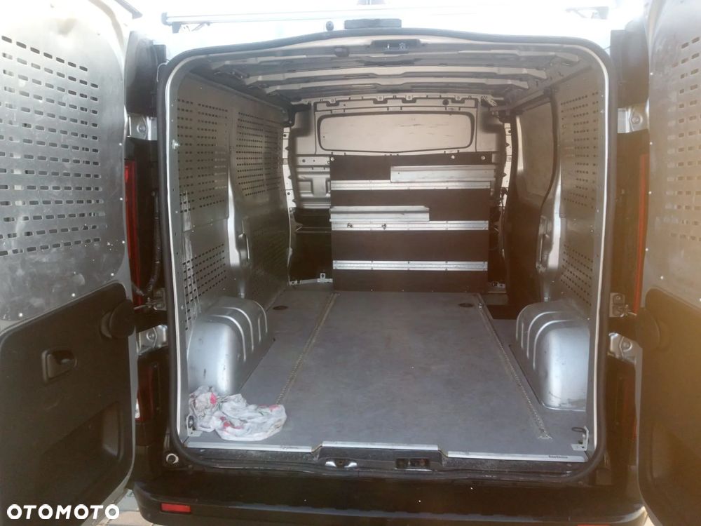 Opel VIVARO - 10