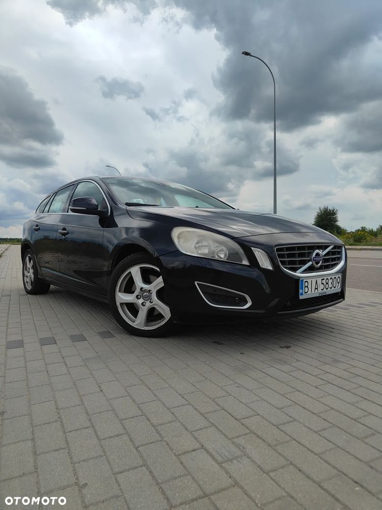 Volvo V60 D3 Geartronic Kinetic - 8