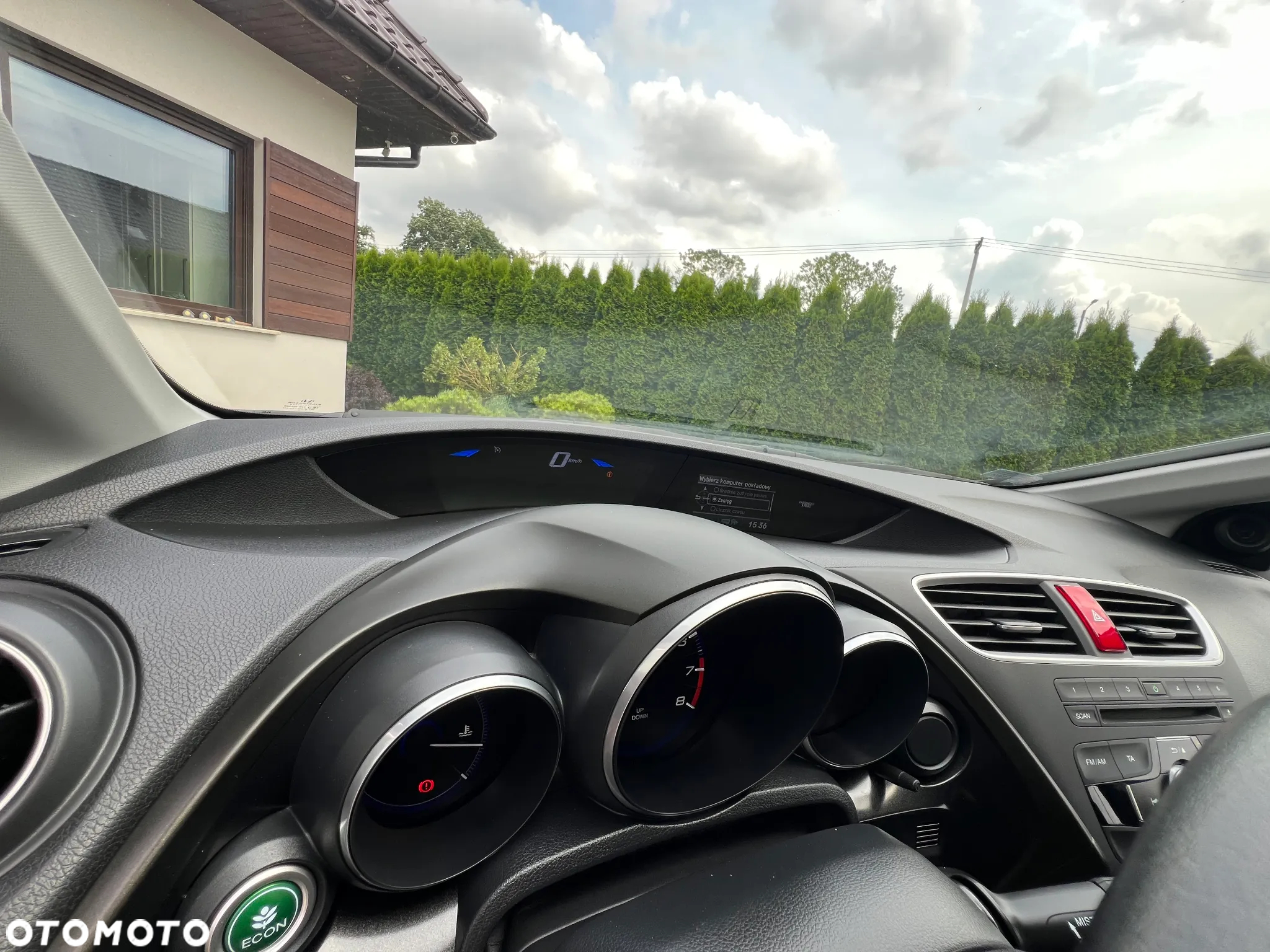 Honda Civic 1.8 Executive - 12