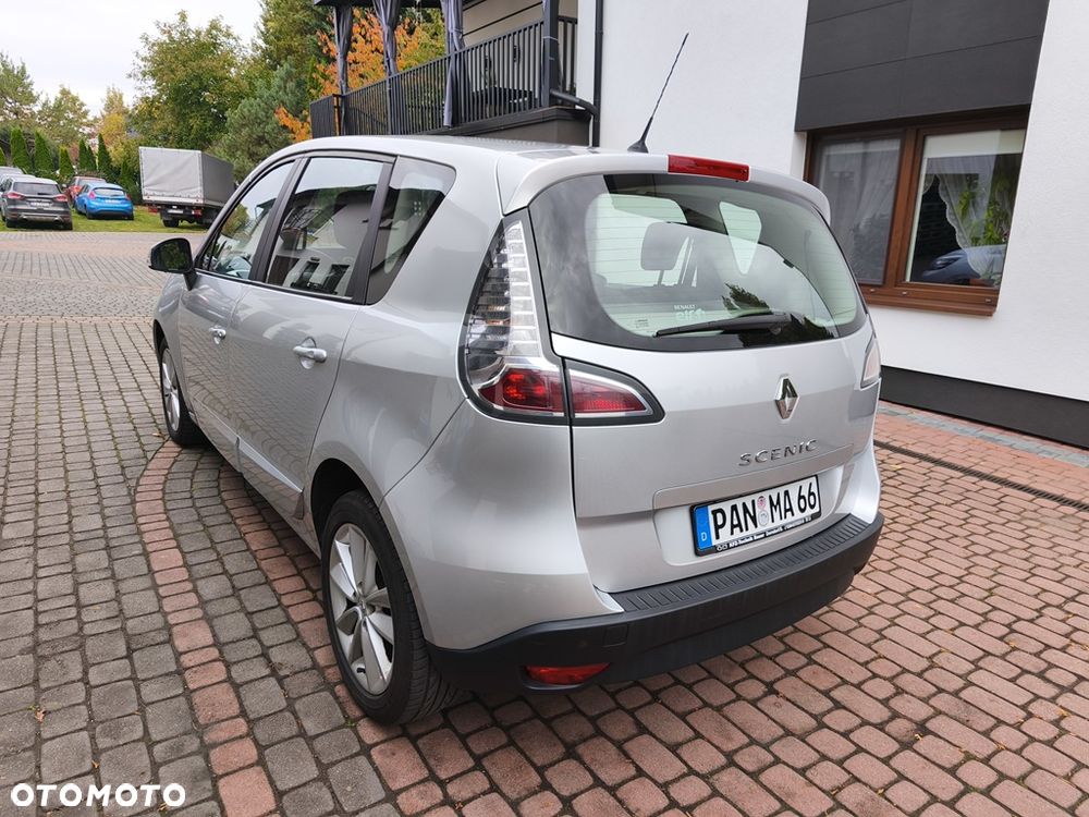 Renault Scenic 1.6 16V 110 Authentique - 13