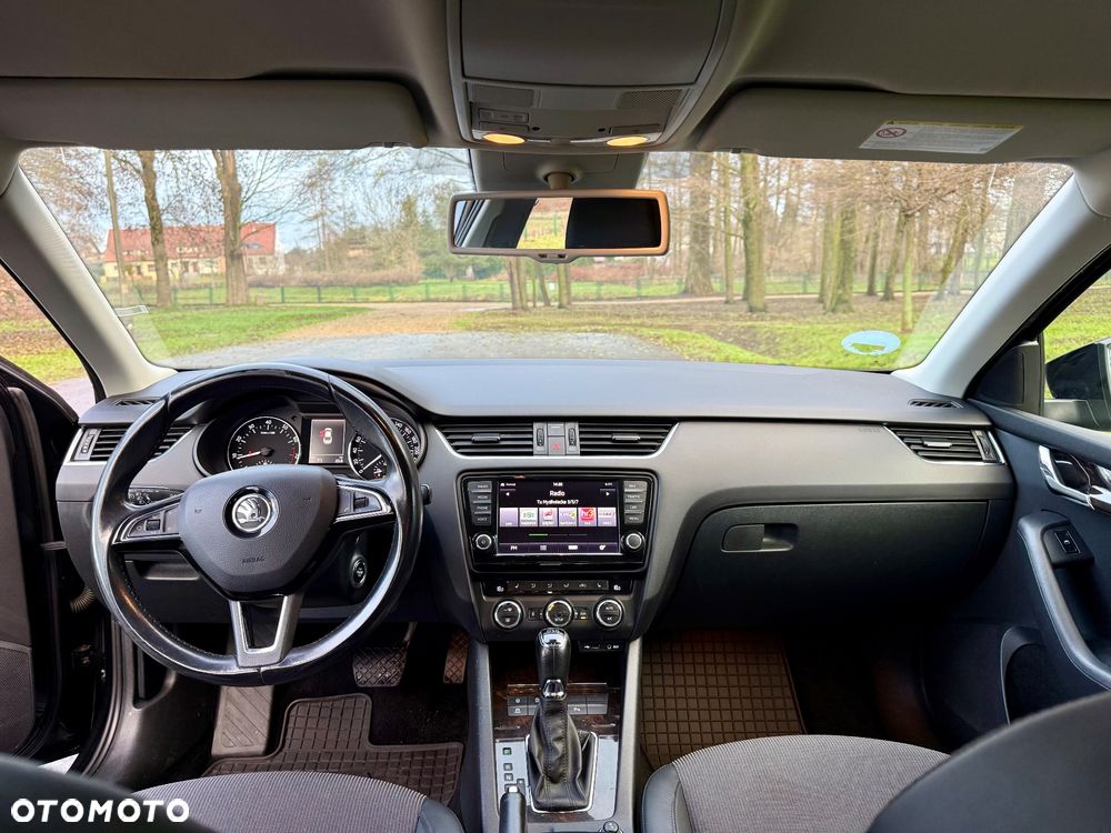 Skoda Octavia 1.8 TSI DSG Ambition - 8