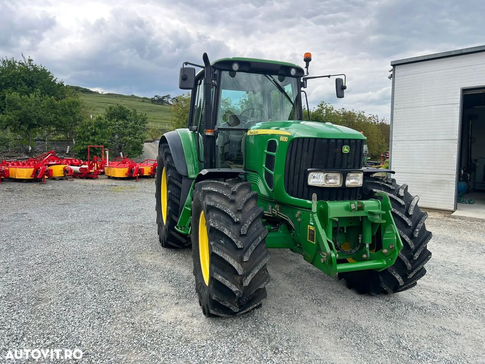 John Deere 6930 - 10