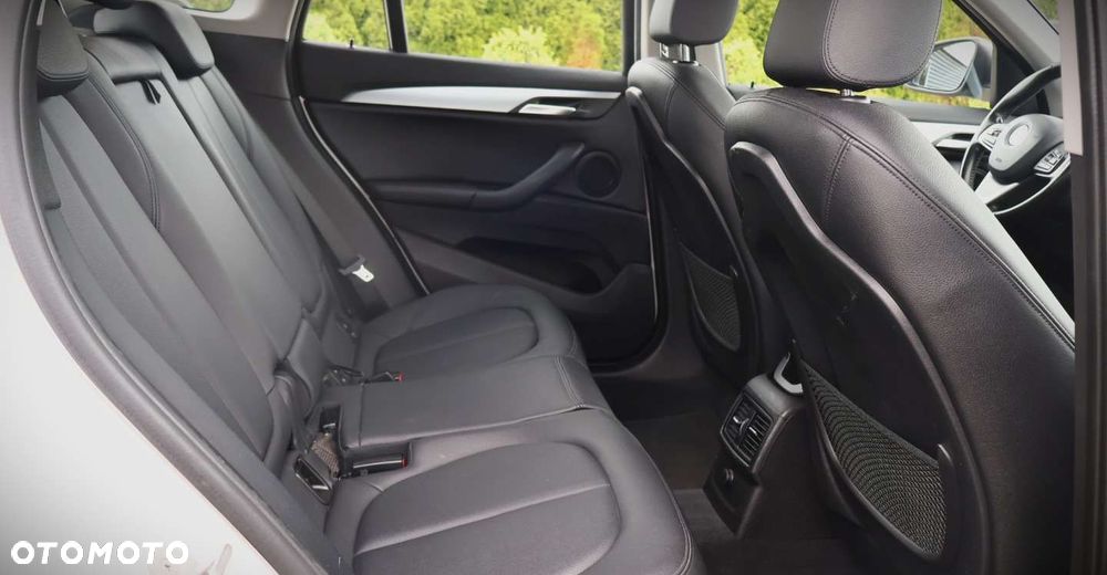 BMW X1 - 18