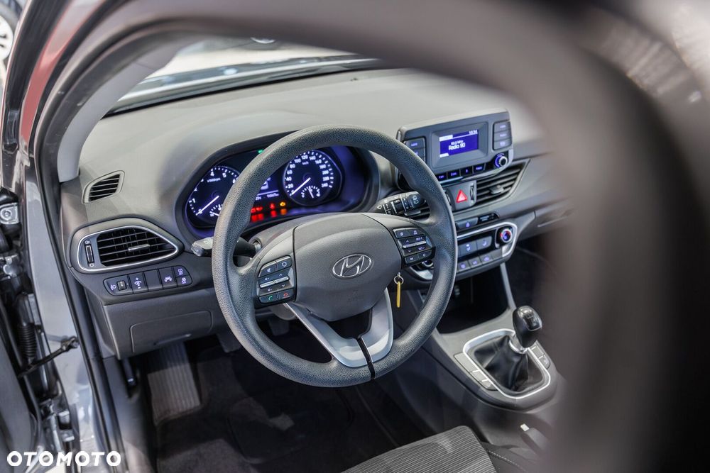 Hyundai i30 1.4 Comfort - 36