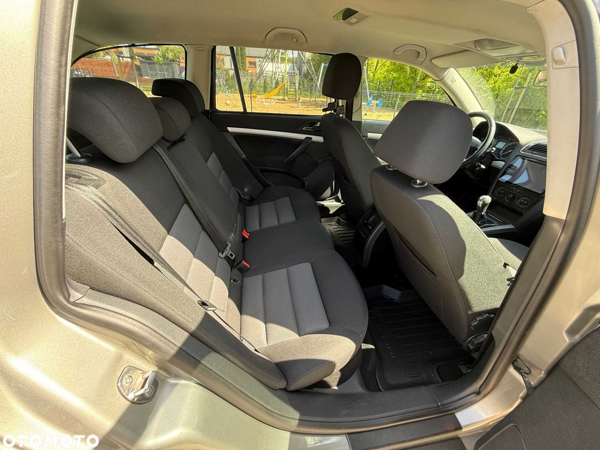 Skoda Octavia 1.6 Ambiente - 19