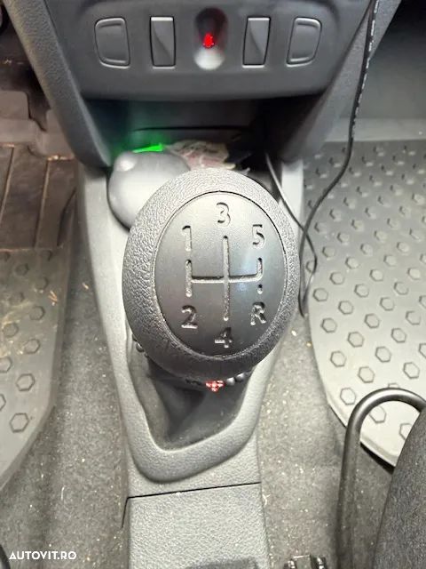 Dacia Sandero 0.9 TCe SL PLUS - 14