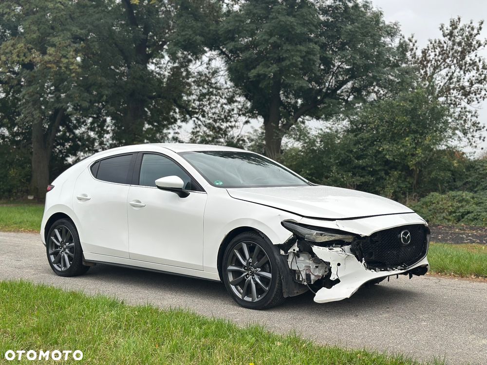 Mazda 3 SKYACTIV-G 2.0 M-Hybrid - 16
