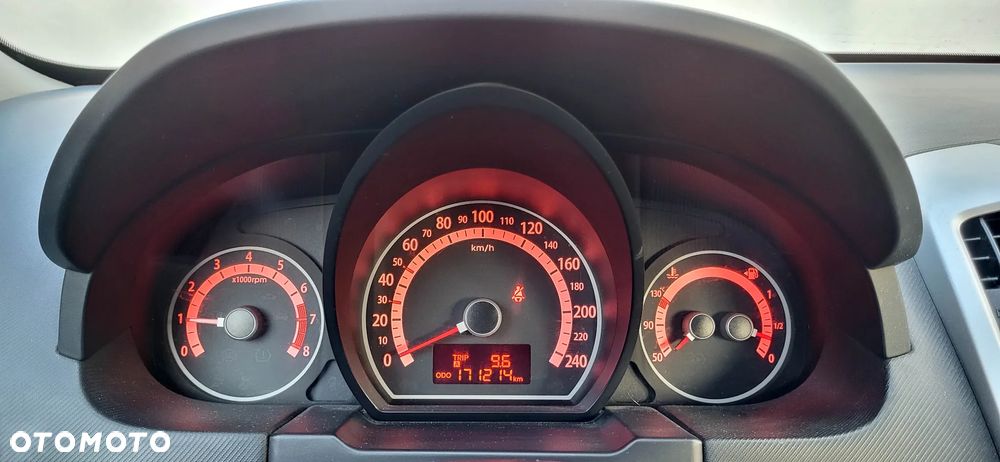 Kia Ceed 1.6 CVVT Dream-Team Edition - 27