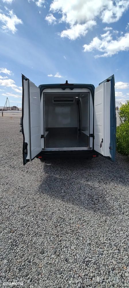 Renault Master L3H2 Izoterma z agregatem ZANOTTI Z 350 GH - 8