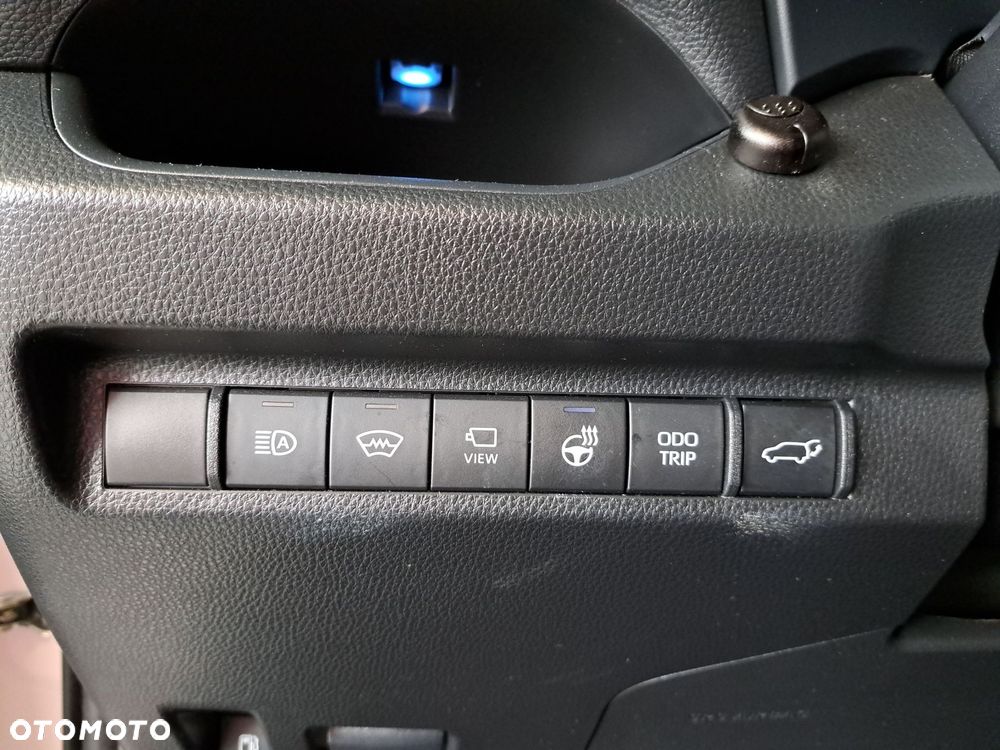 Toyota RAV4 - 34