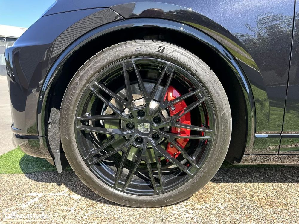 Porsche Macan Electric Turbo - 22