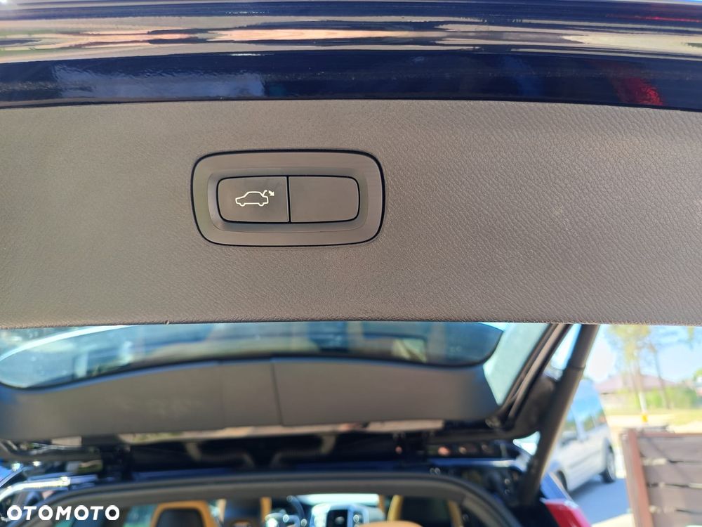 Volvo XC 90 D5 AWD Inscription 7os - 34