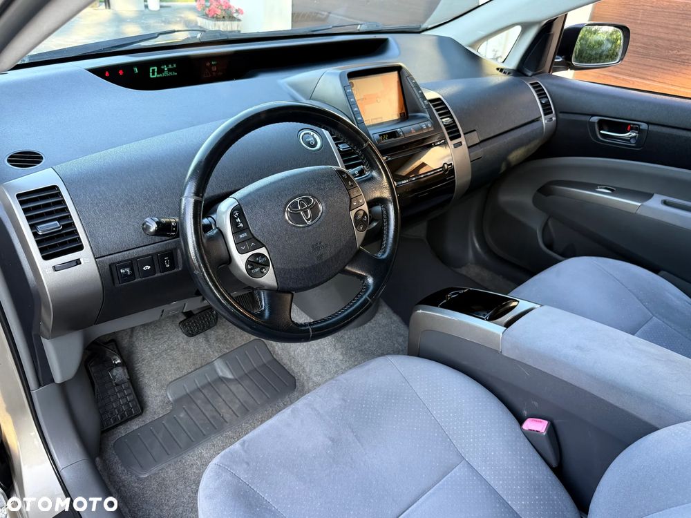Toyota Prius 1.5 VVT-i Sol - 13