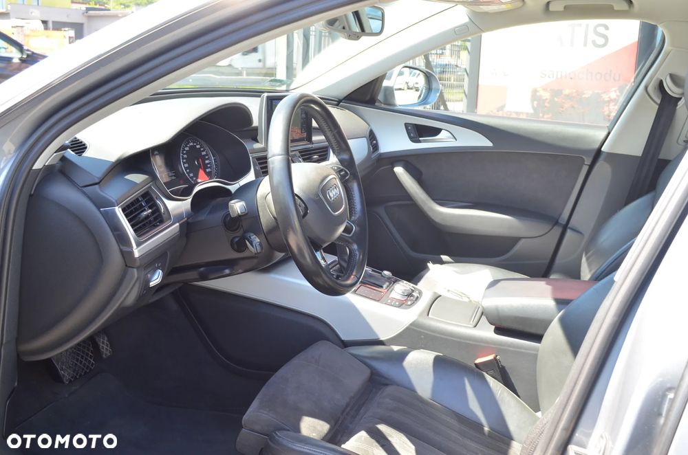 Audi A6 - 12