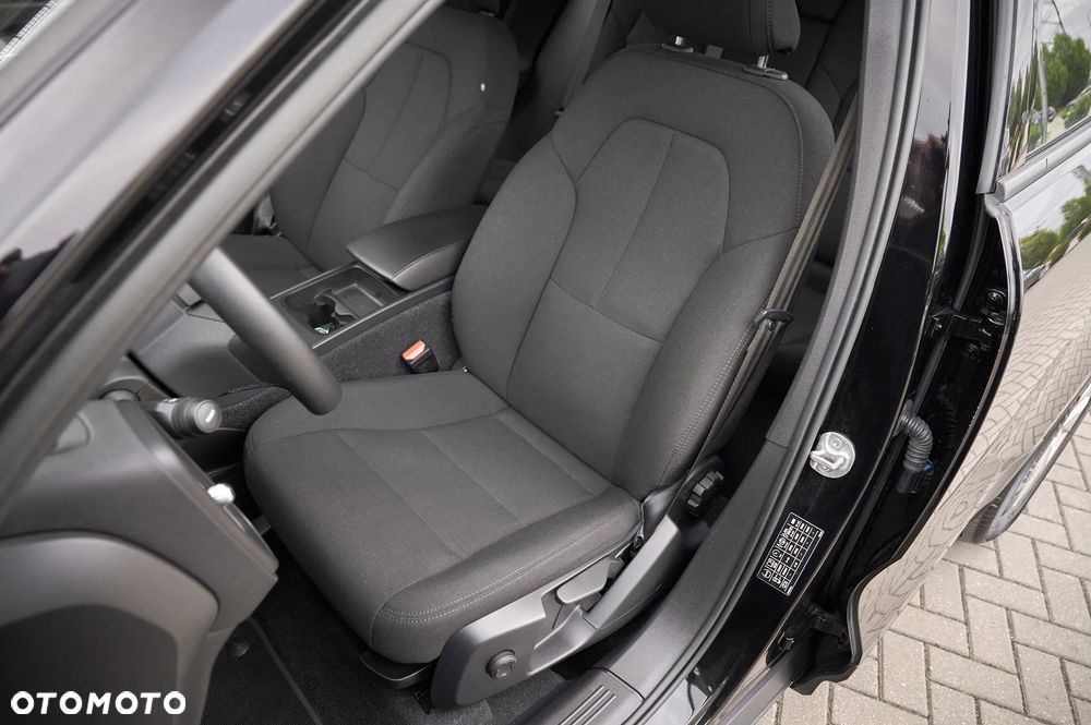 Volvo XC 40 - 28