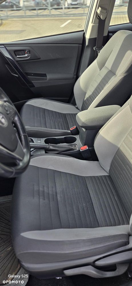 Toyota Auris 1.4 D-4D Premium - 7