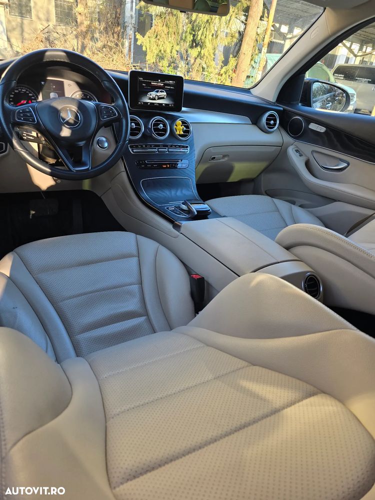 Mercedes-Benz GLC - 28
