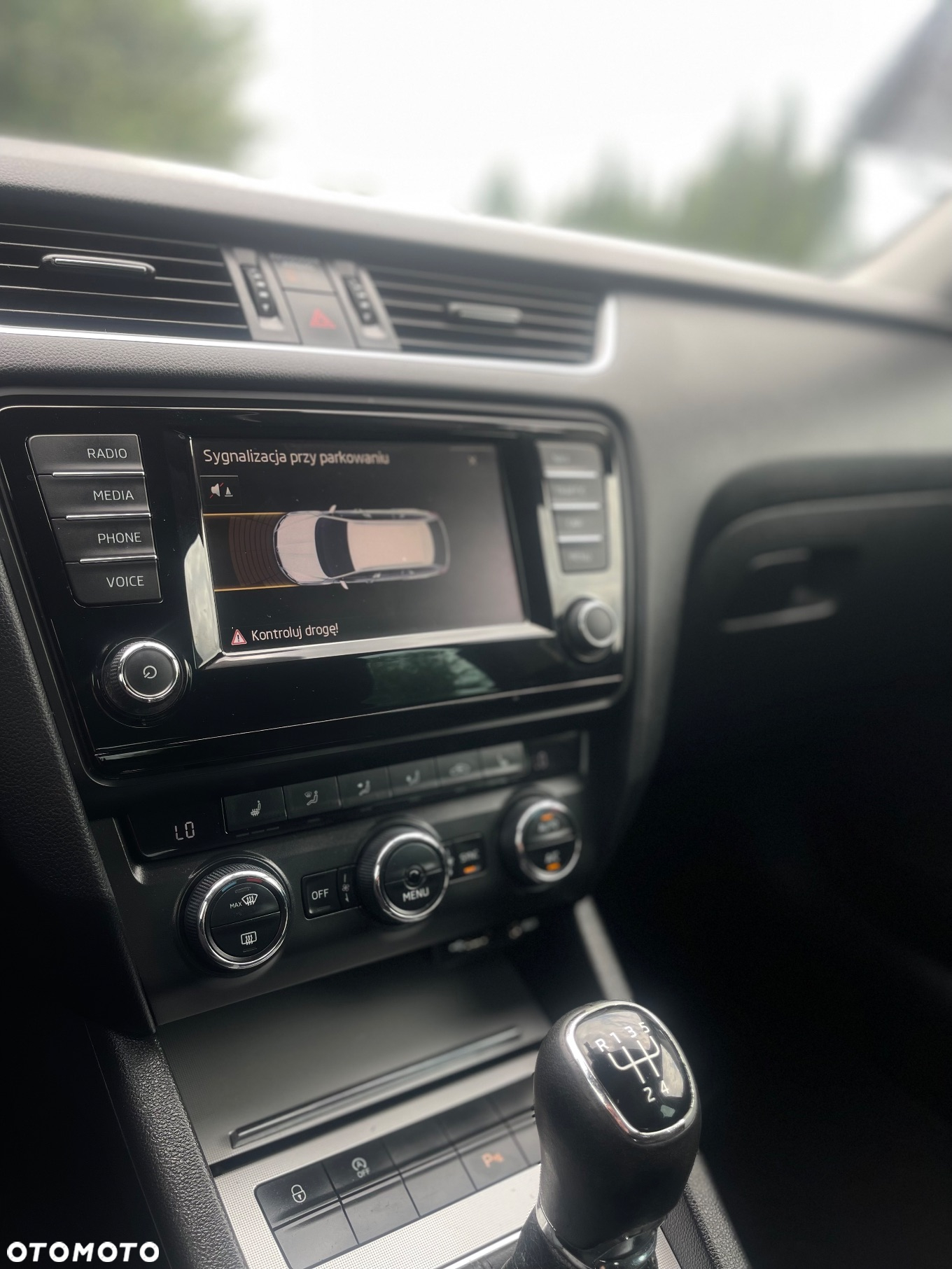 Skoda Octavia 1.6 TDI Active - 9