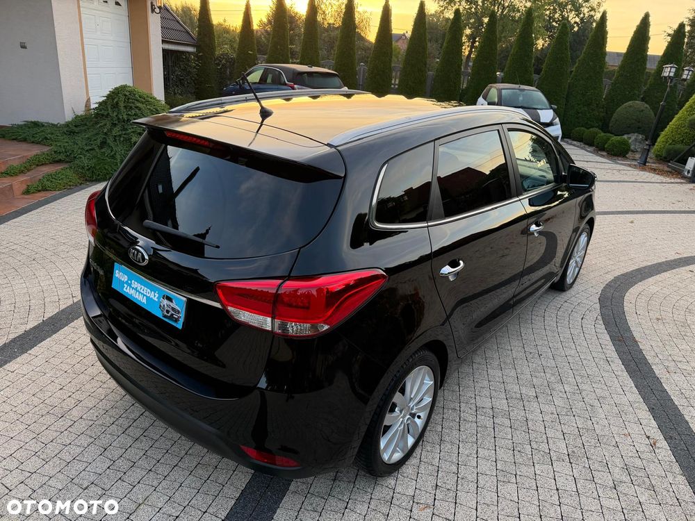 Kia Carens 1.7 CRDi L 7os - 33