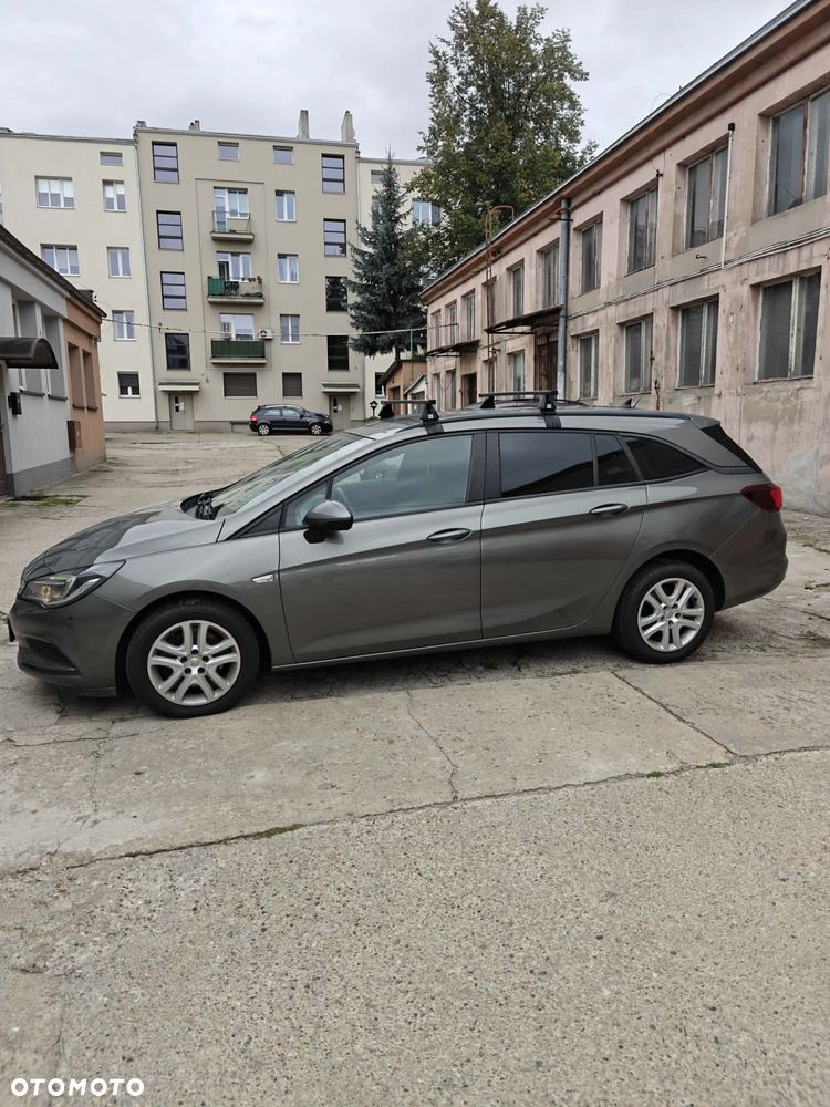 Opel Astra - 1