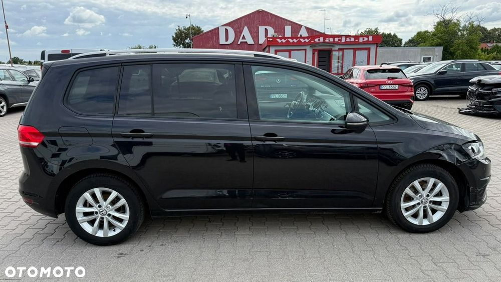 Volkswagen Touran - 7