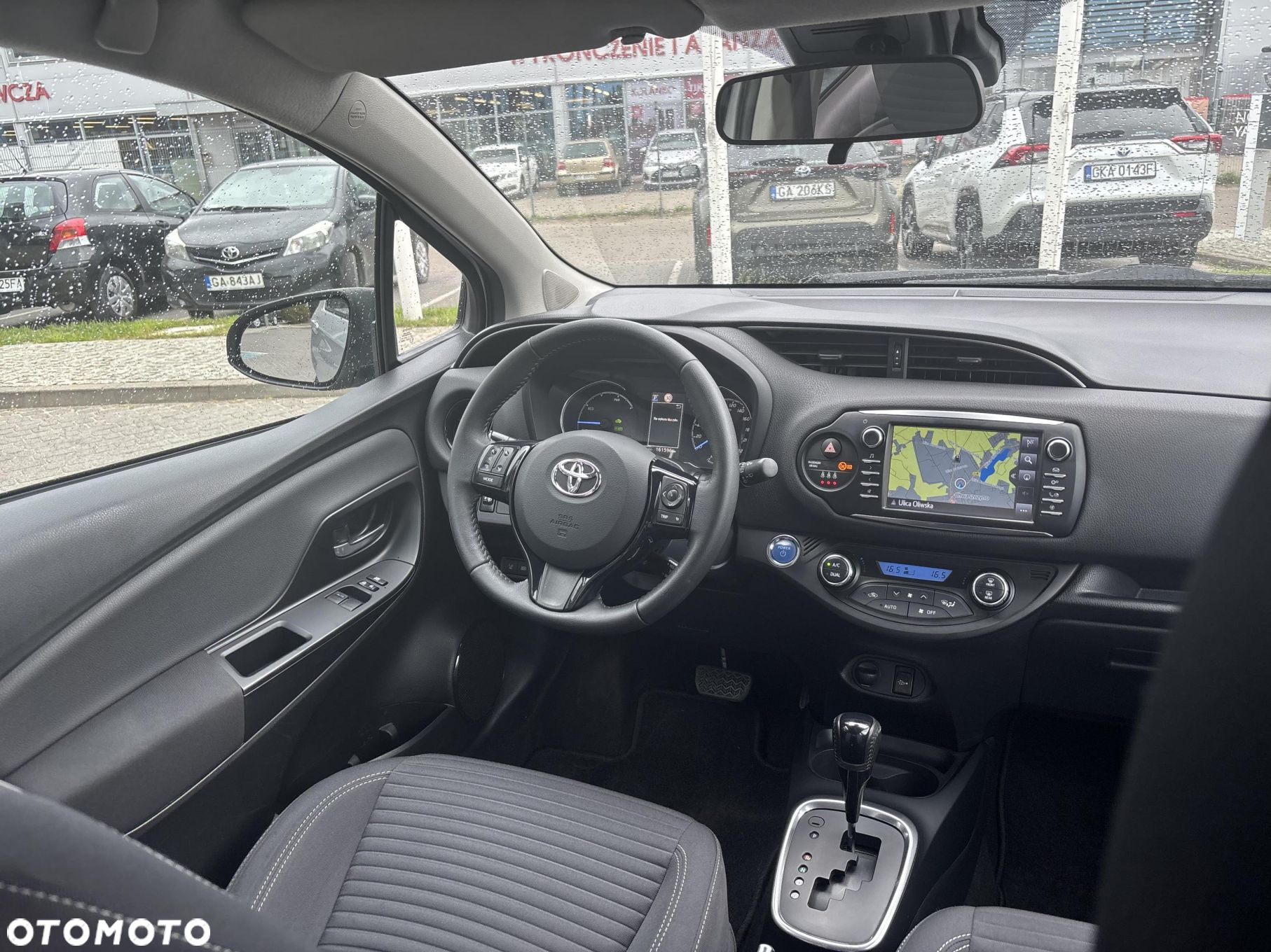 Toyota Yaris - 13