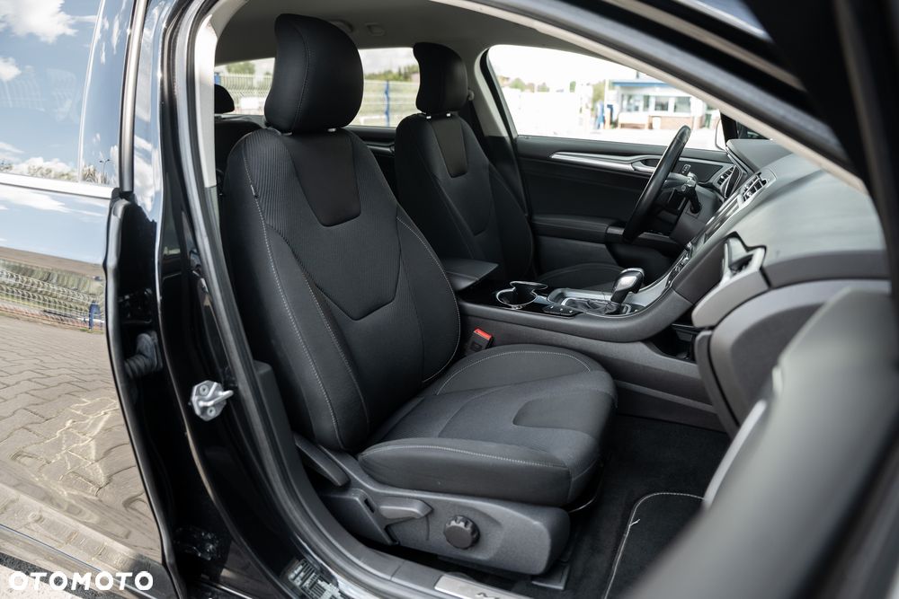 Ford Mondeo 2.0 TDCi Titanium PowerShift - 26