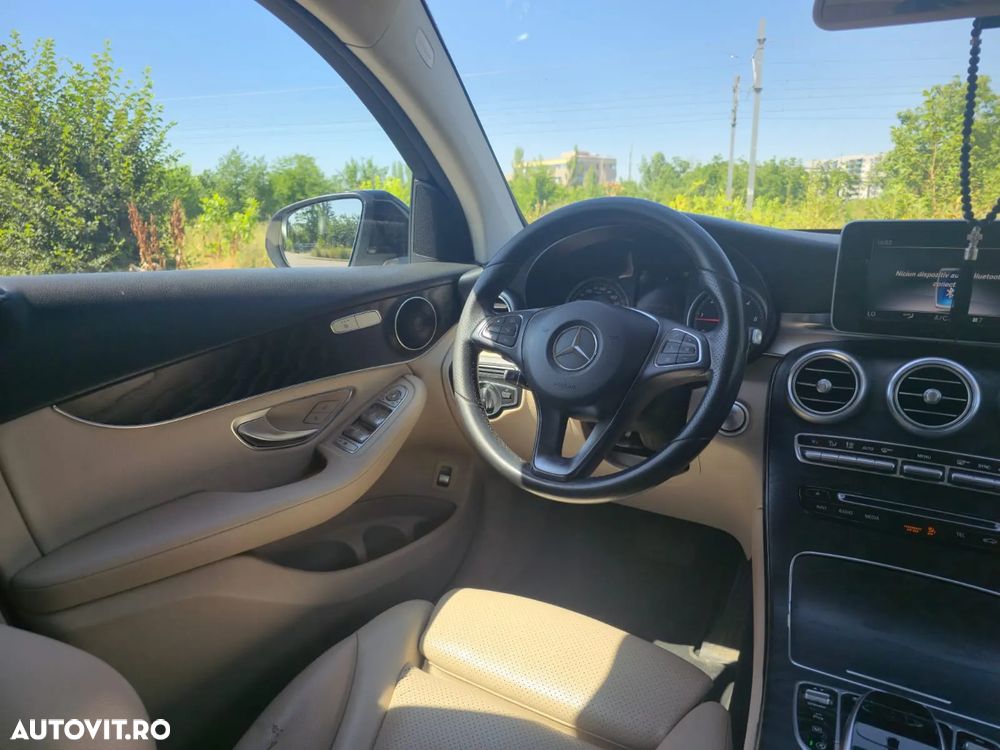 Mercedes-Benz GLC 220 d 4MATIC - 14