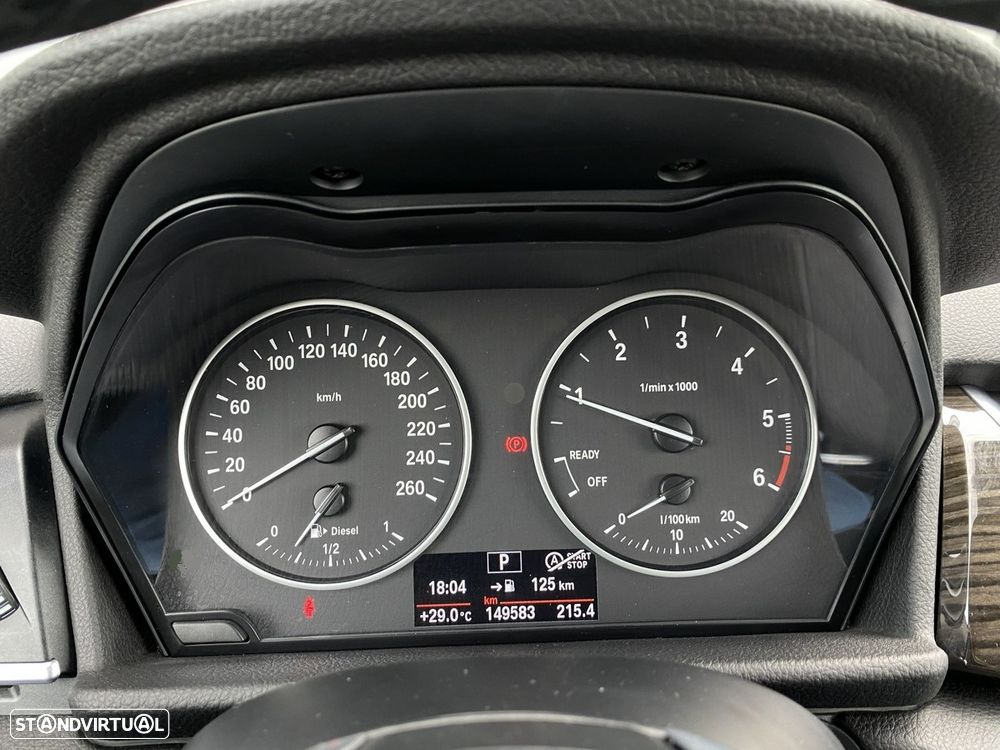 BMW 216 Active Tourer d Line Luxury Auto - 31