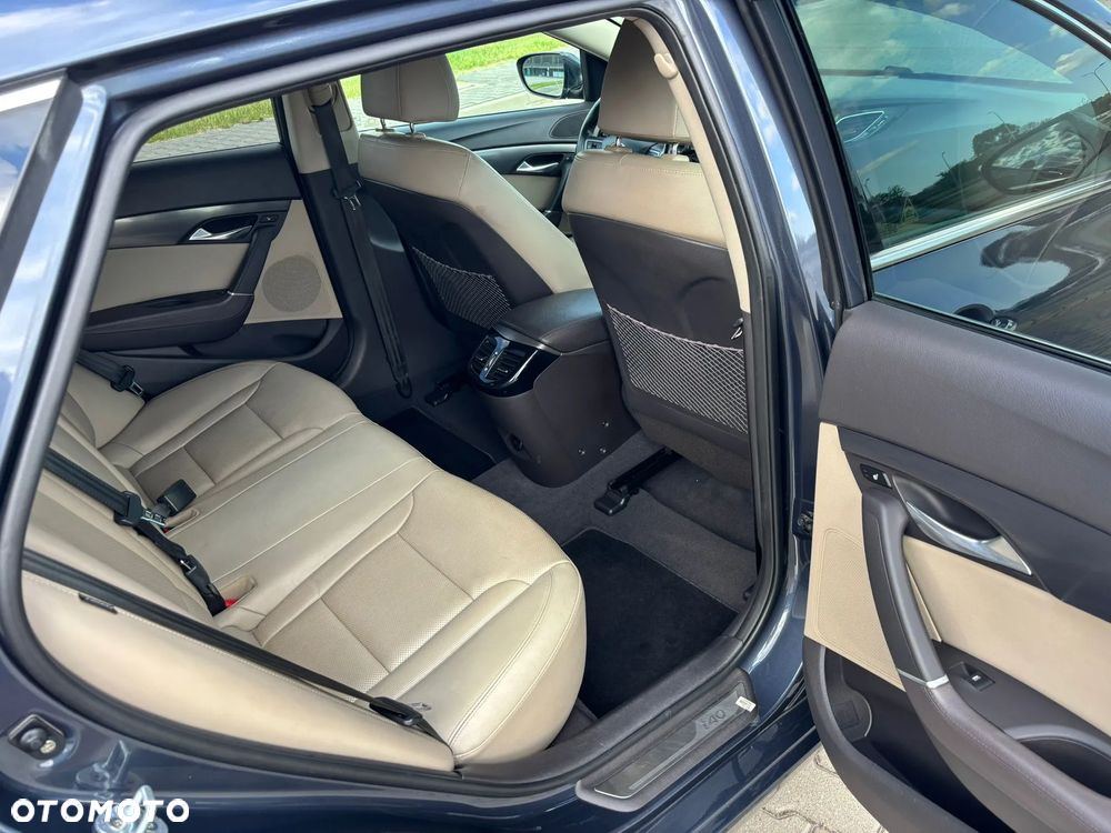 Hyundai i40 Kombi blue 1.7 CRDi DCT Premium - 32